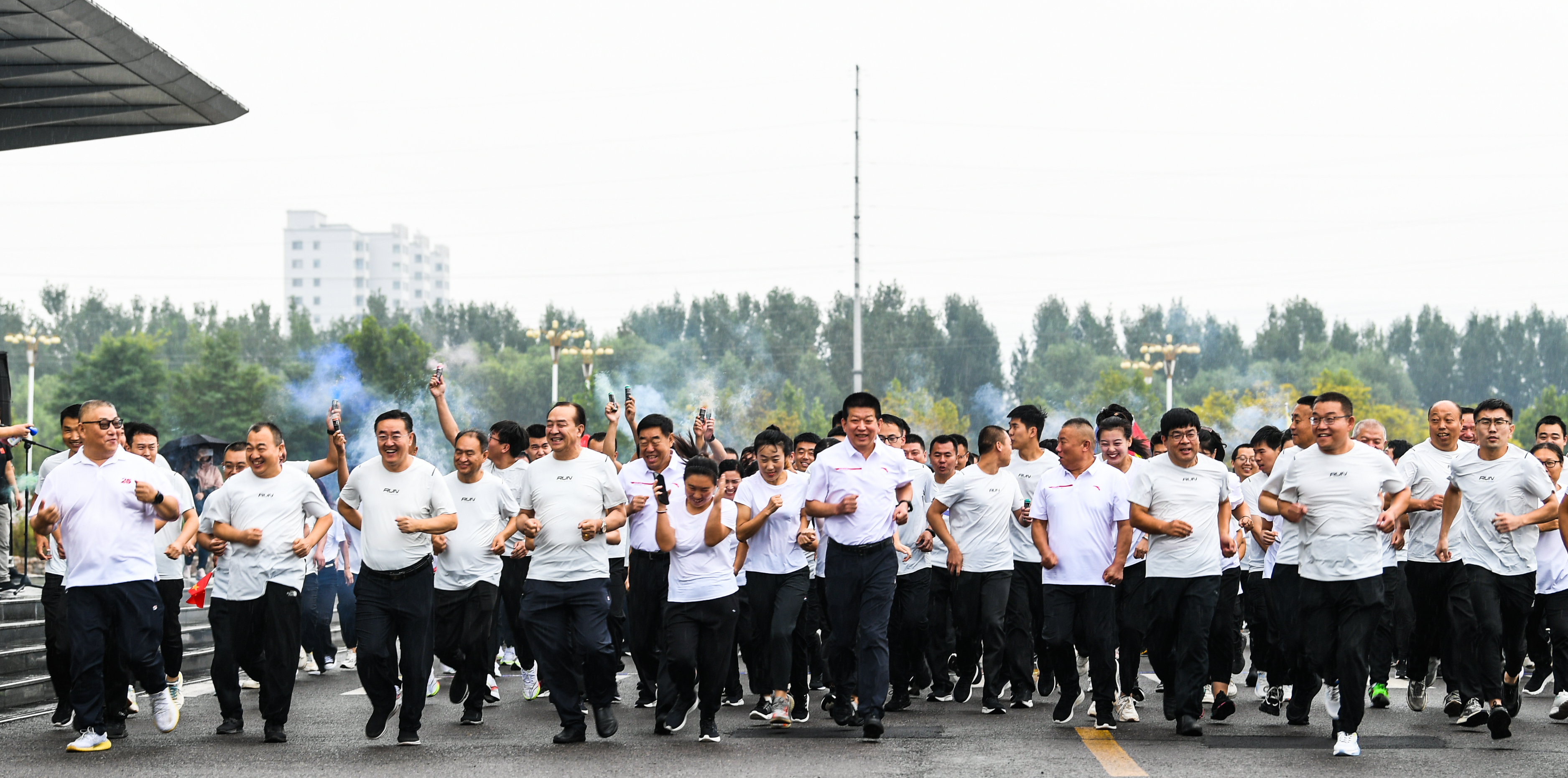 山西凯时KB88集团2023年秋季活动会盛大开幕