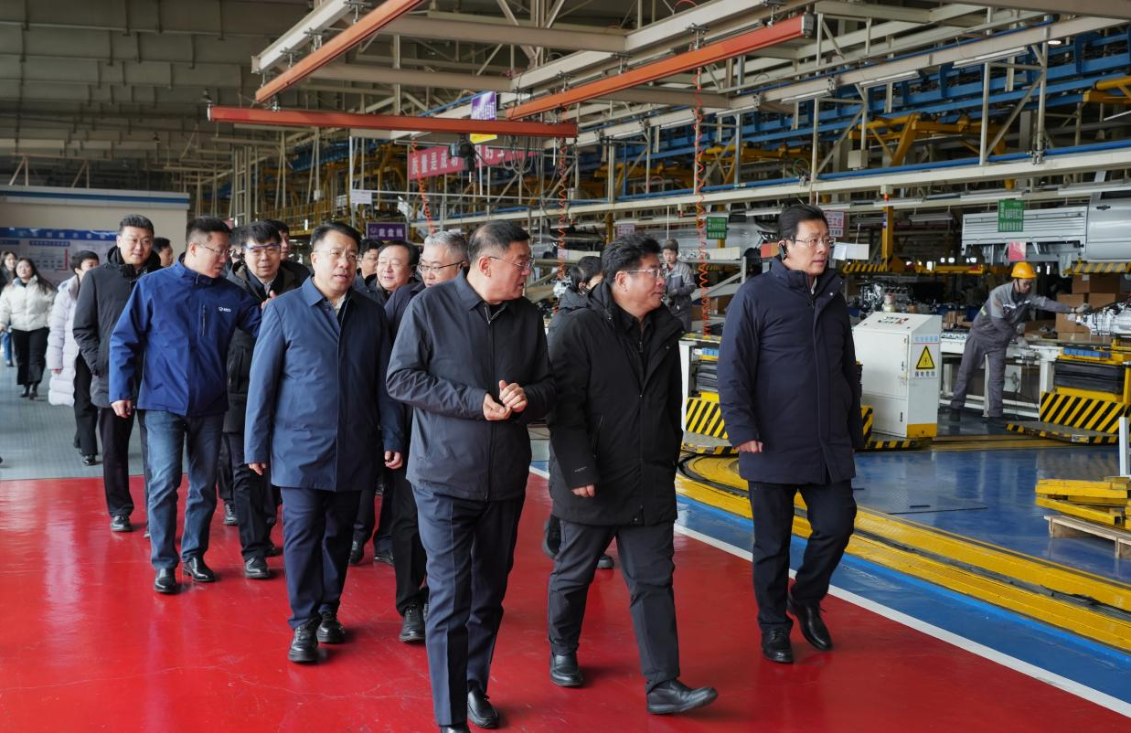 长治市党政代表团莅临凯时KB88汽车科技集团参观调研